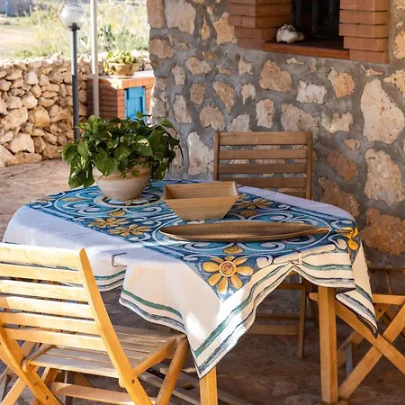 Dammusi Ziuni Aparthotel Lampedusa