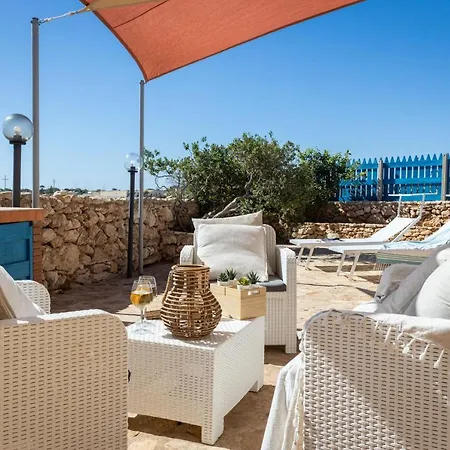 Dammusi Ziuni Hotel apartamentowy