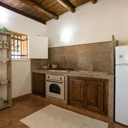Aparthotel Dammusi Ziuni Lampedusa